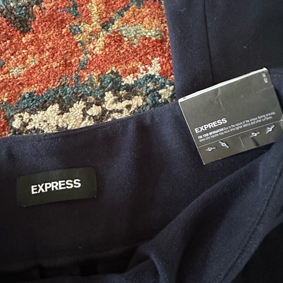NWT Express knit navy pull-on slacks - Picture 4 of 6